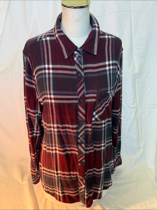 beachlunchlounge Tops - beachlunchlounge Burgundy Plaid Button-Down Shirt with White and Navy Accents